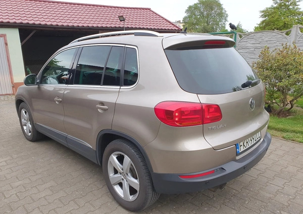 Volkswagen Tiguan cena 51990 przebieg: 210000, rok produkcji 2015 z Gubin małe 742